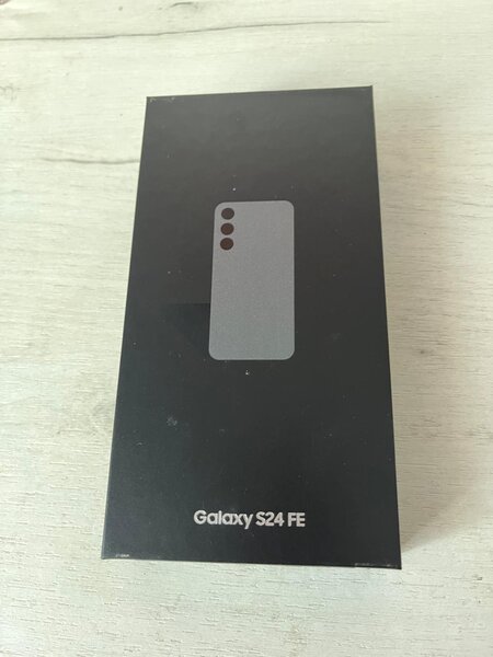 Vand Samsung Galaxy S 24 FE