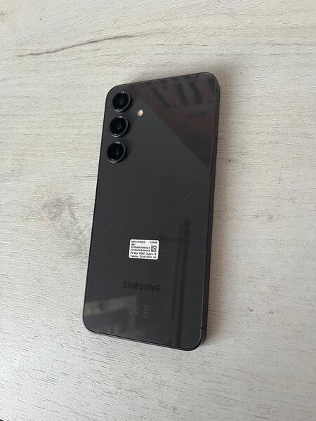 Vand Samsung Galaxy S 24 FE